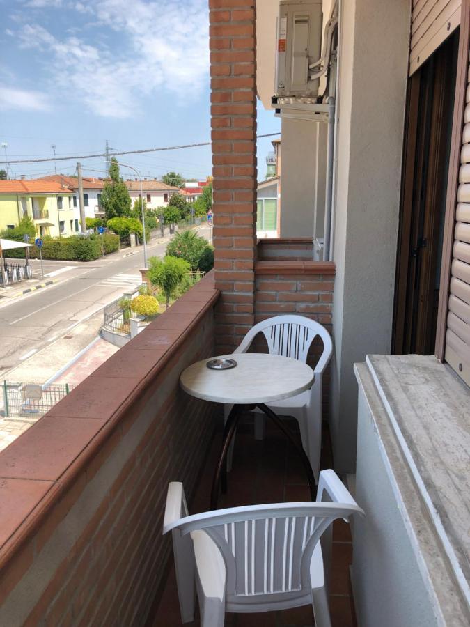 Le Terrazze Hotel Ferrara Bagian luar foto