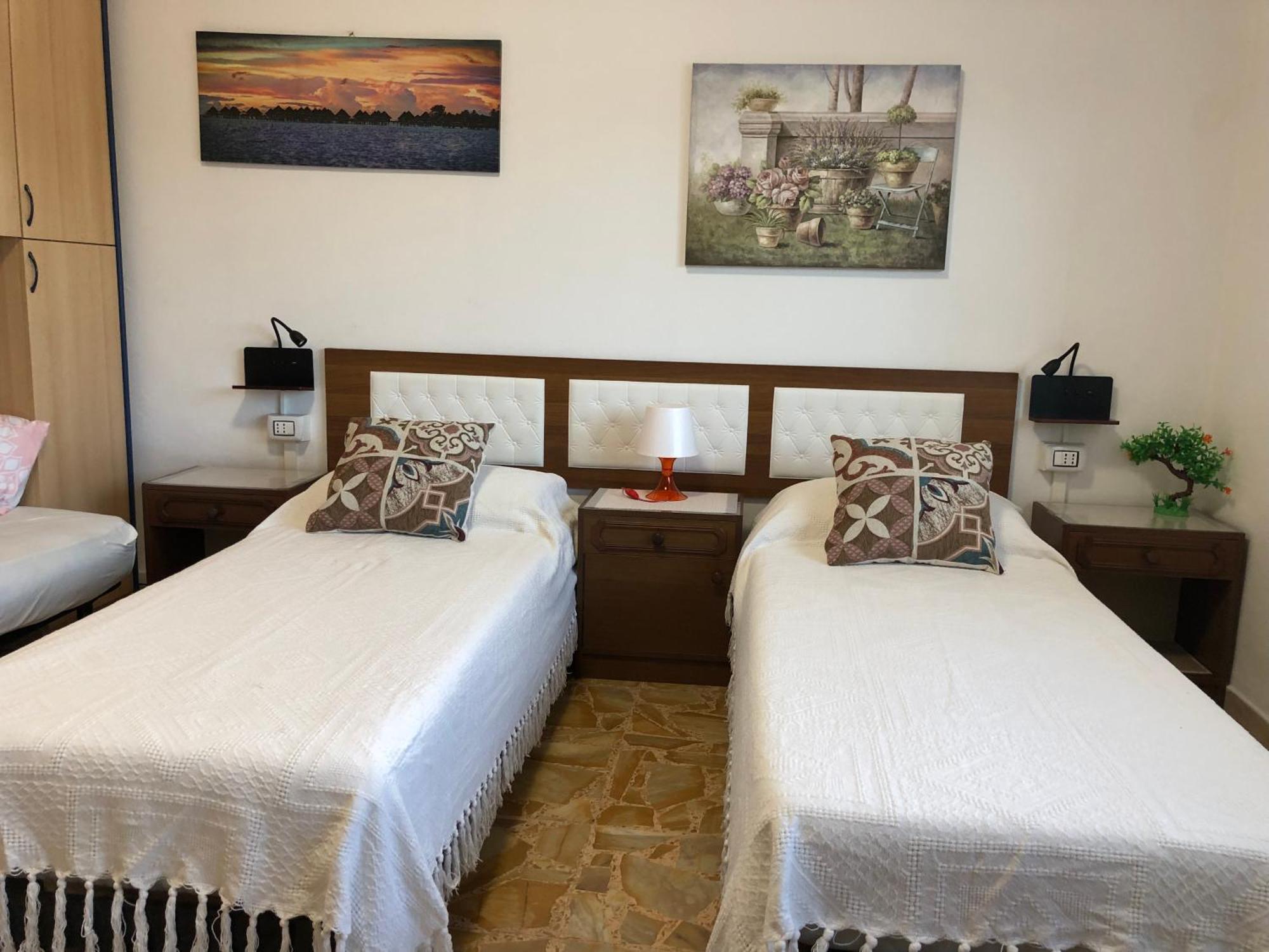 Le Terrazze Hotel Ferrara Bagian luar foto