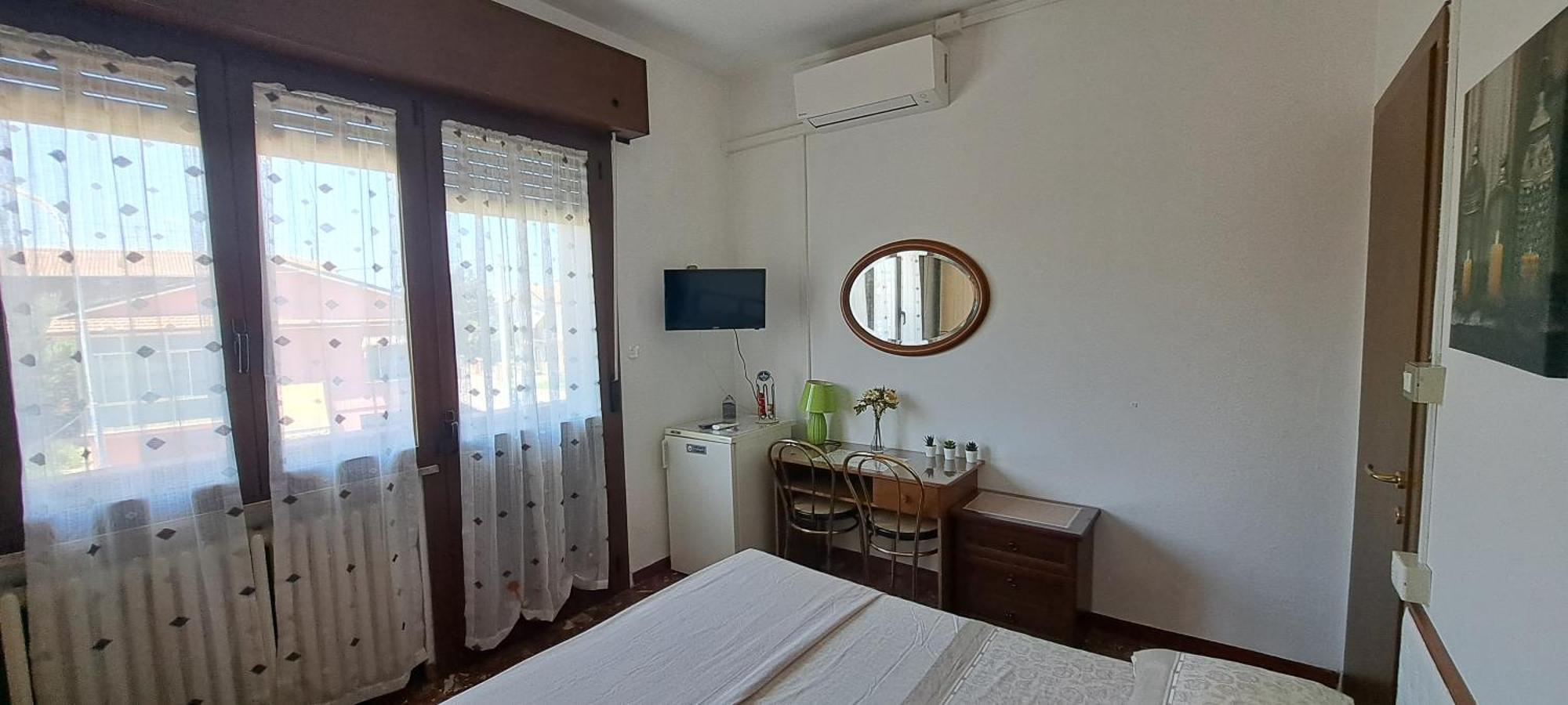 Le Terrazze Hotel Ferrara Bagian luar foto